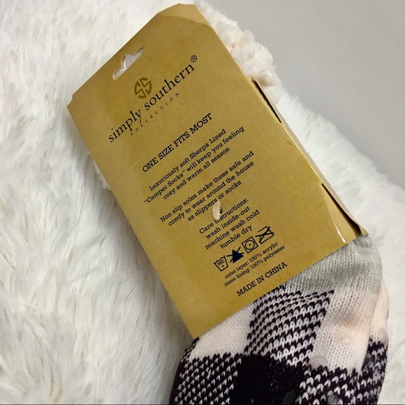 Simply Southern Camper Socks Buffalo Plaid Sherpa - Picture 3 of 5
